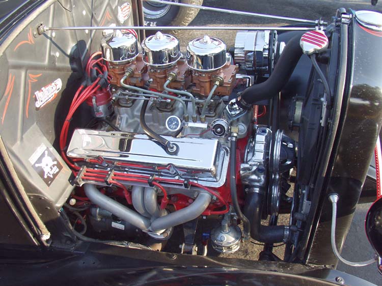 32 Ford Chopped Tudor Sedan w/SBC 3x2 V8