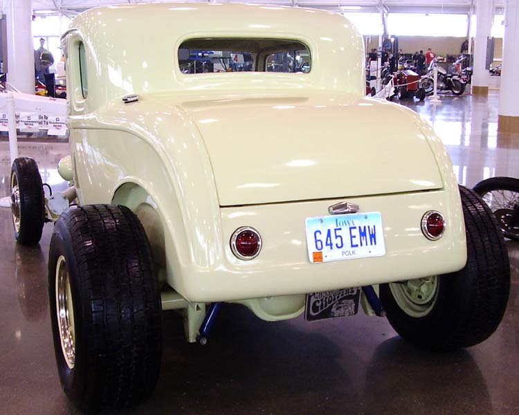 32 Ford Hiboy Chopped 5W Coupe