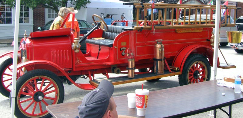 25 Ford Model T American LaFrance Firetruck