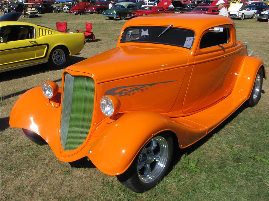 33 Ford Chopped 3W Coupe